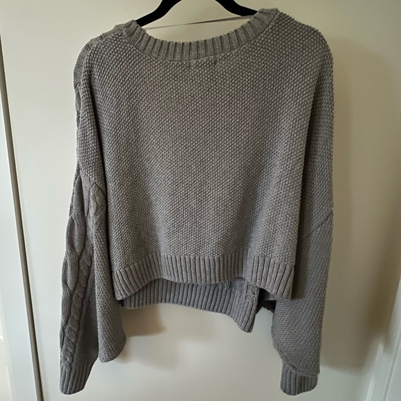 🛍️Topshop Cable Knit Crew Neck Cropped Sweater M/L in BatWing Sleeves - Picture 5 of 10